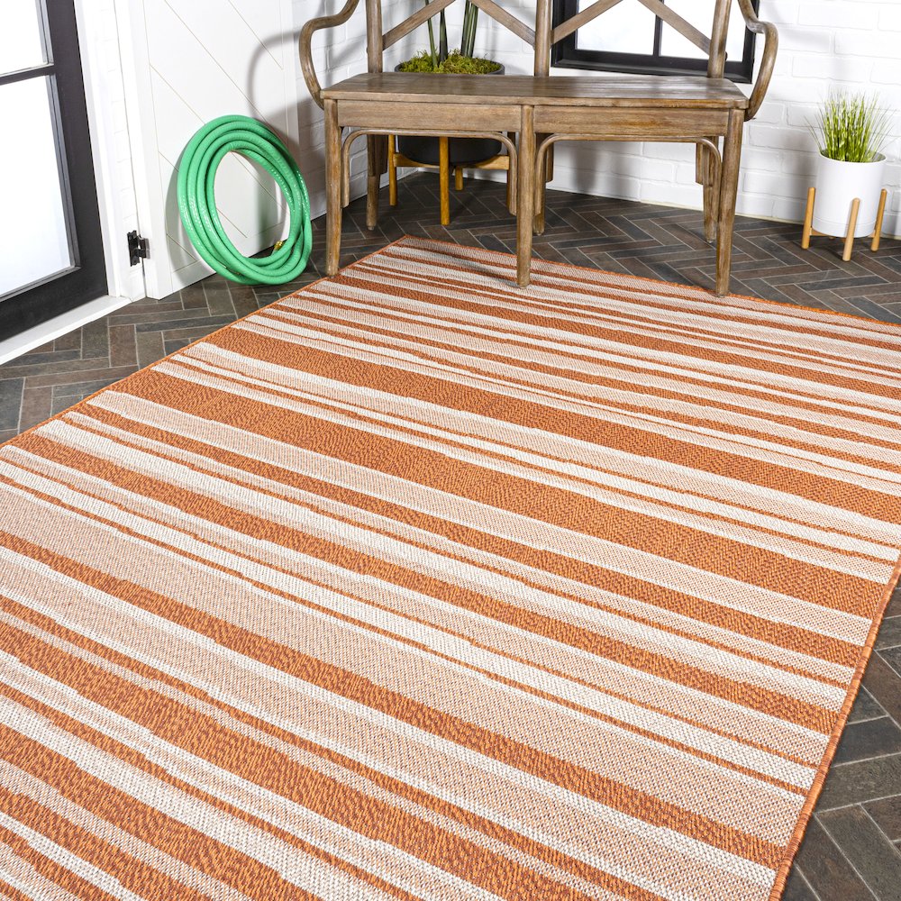 Castara Wavy Stripe Modern Indoor/Outdoor Area Rug. Picture 8
