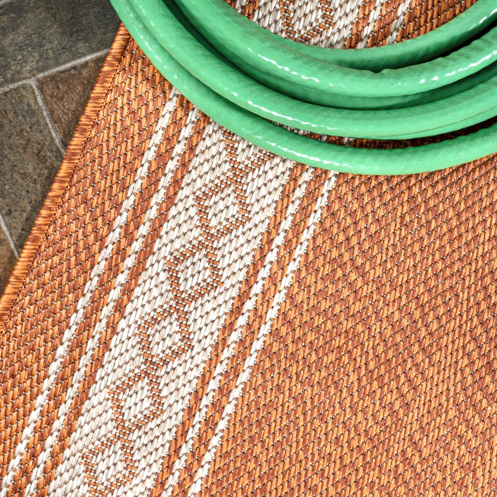 Lucia Classic Diamond Border Indoor/Outdoor Area Rug. Picture 11