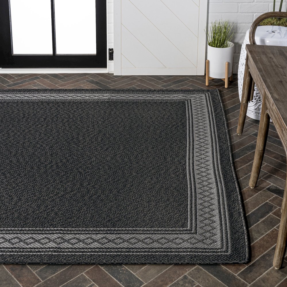 Lucia Classic Diamond Border Indoor/Outdoor Area Rug. Picture 7