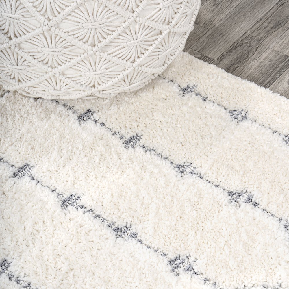 Pia Moroccan Trellis Plush Carved Area Rug. Picture 7