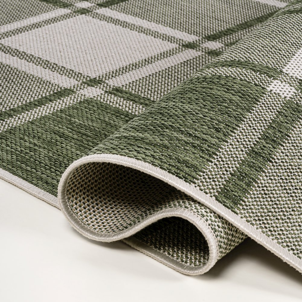 Sabine Traditional Farmhouse Bold Gingham Indoor/Outdoor Area Rug. Picture 5