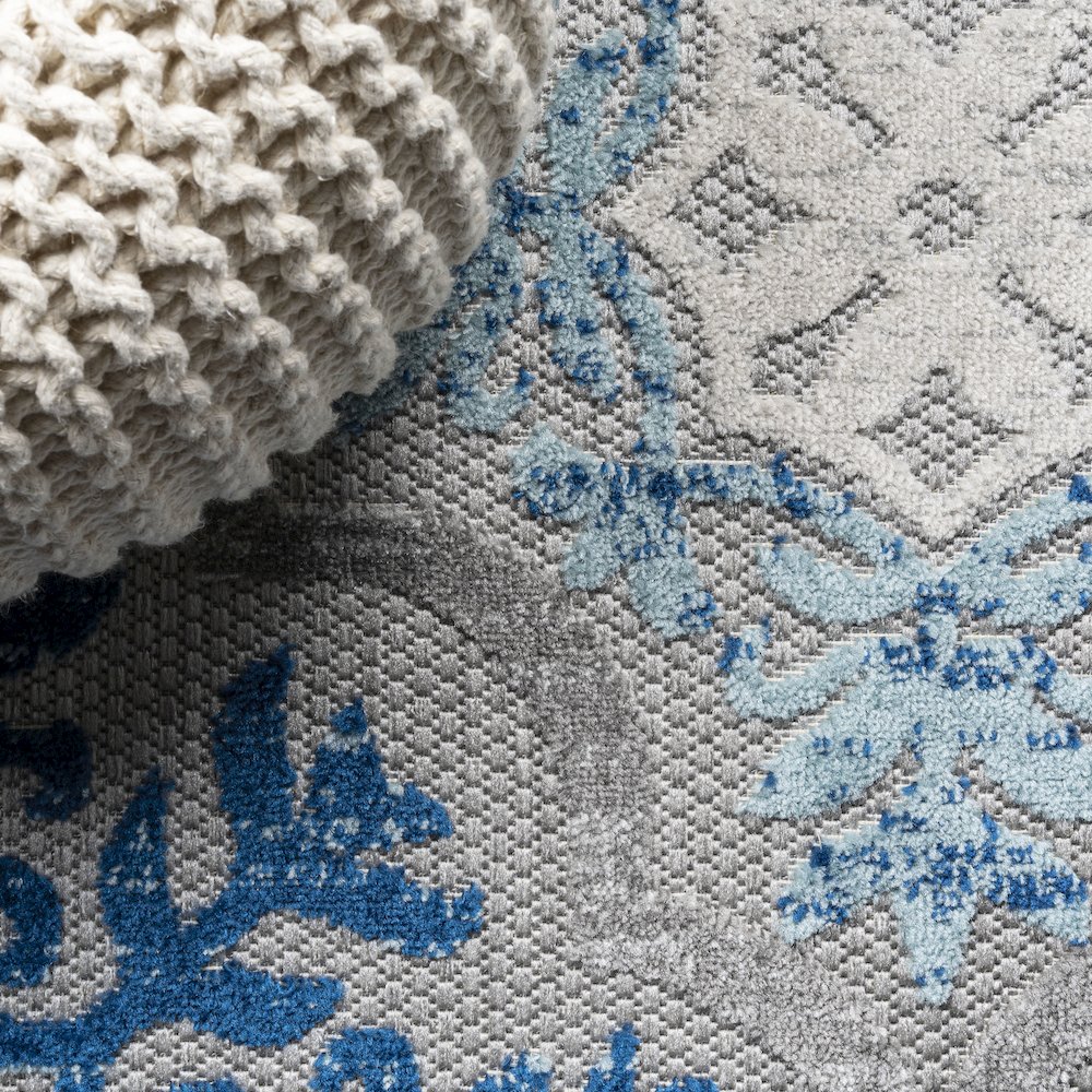 Cassis Ornate Ogee Trellis High-Low Indoor/Outdoor Area Rug. Picture 10