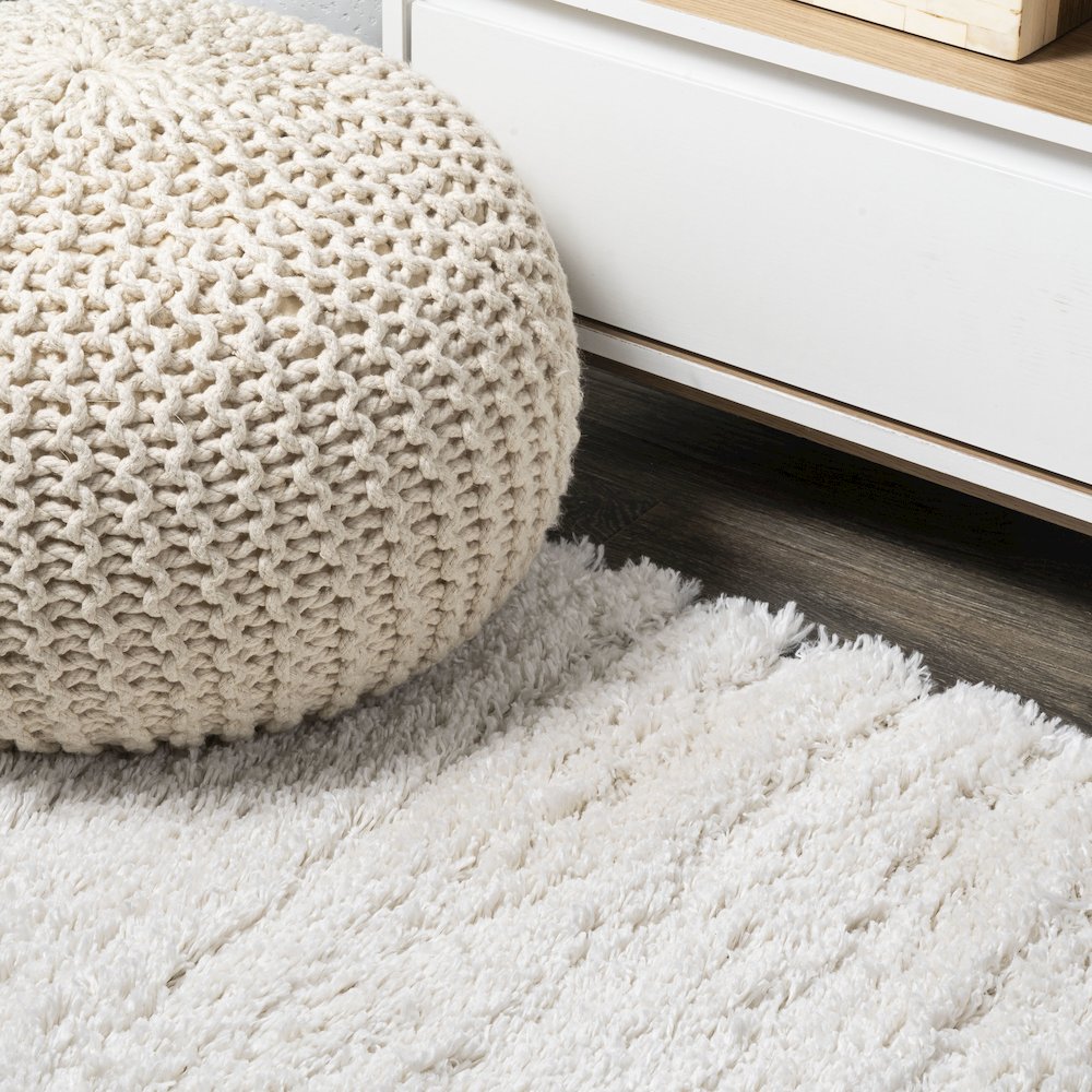 Groovy Solid Shag Area Rug. Picture 7