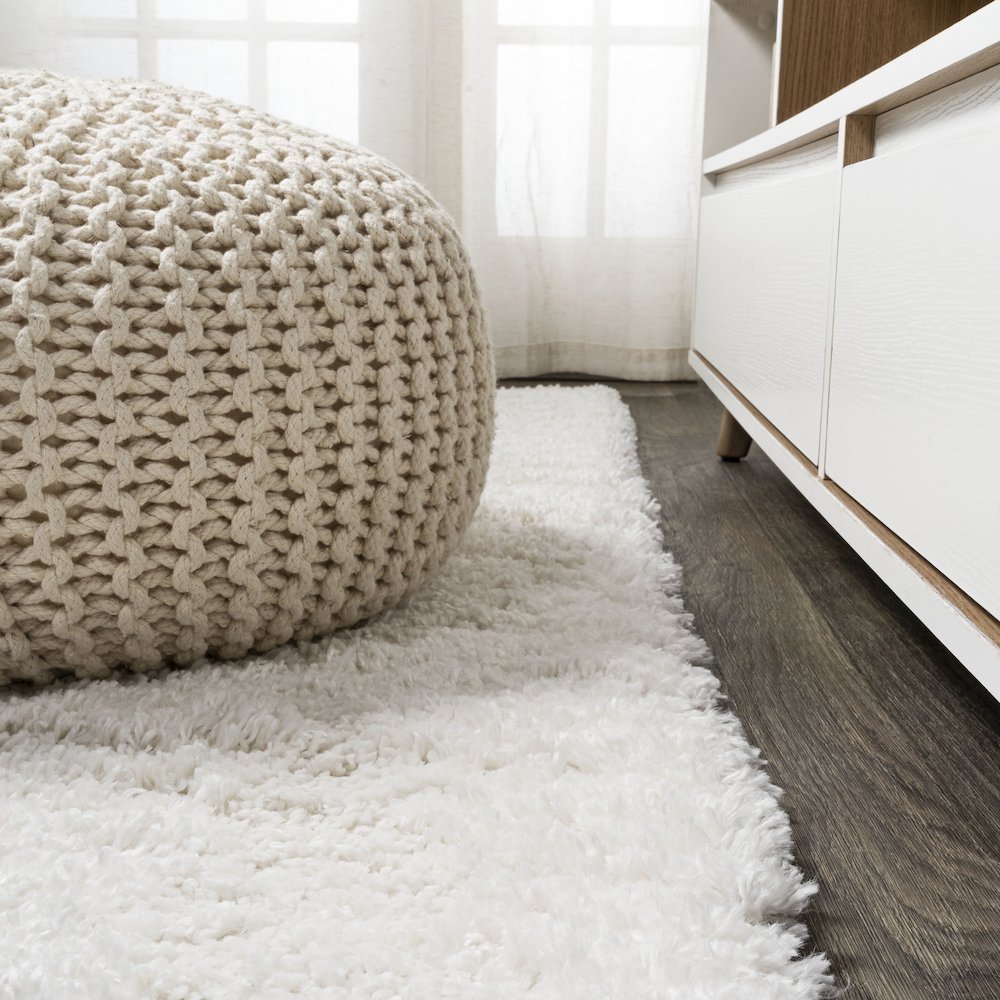 Groovy Solid Shag Area Rug. Picture 9