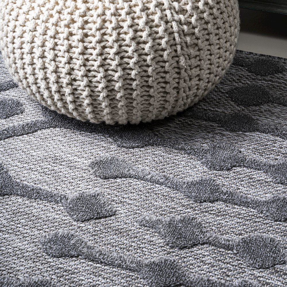 Peralta Moroccan Diamond Indoor/Outdoor Area Rug. Picture 5