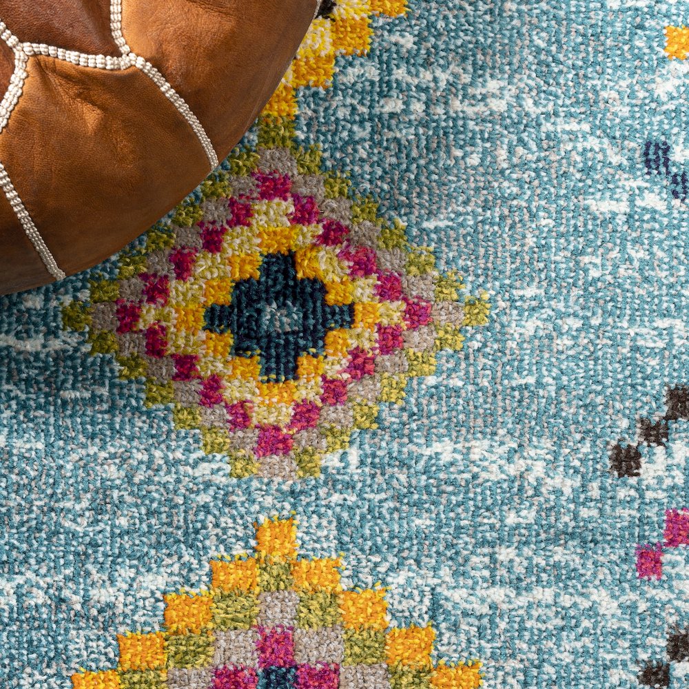 Tribal Love Geometric Area Rug. Picture 7