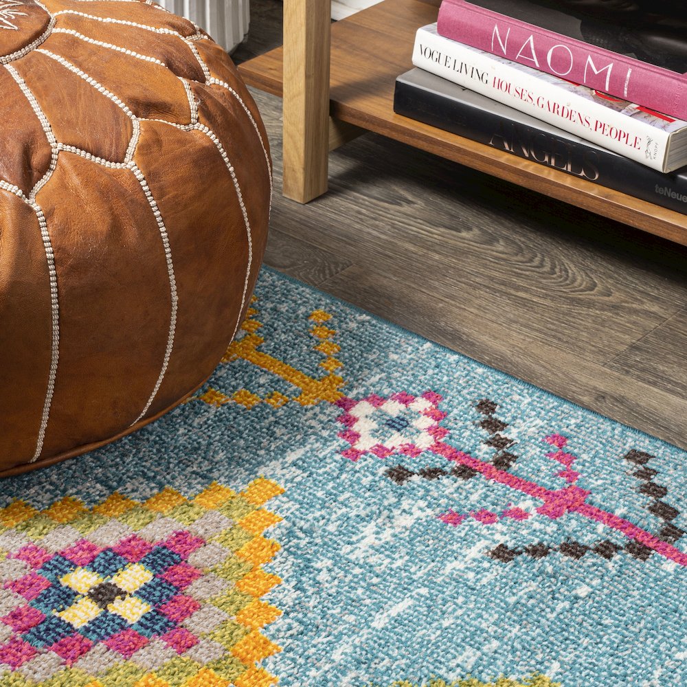 Tribal Love Geometric Area Rug. Picture 8