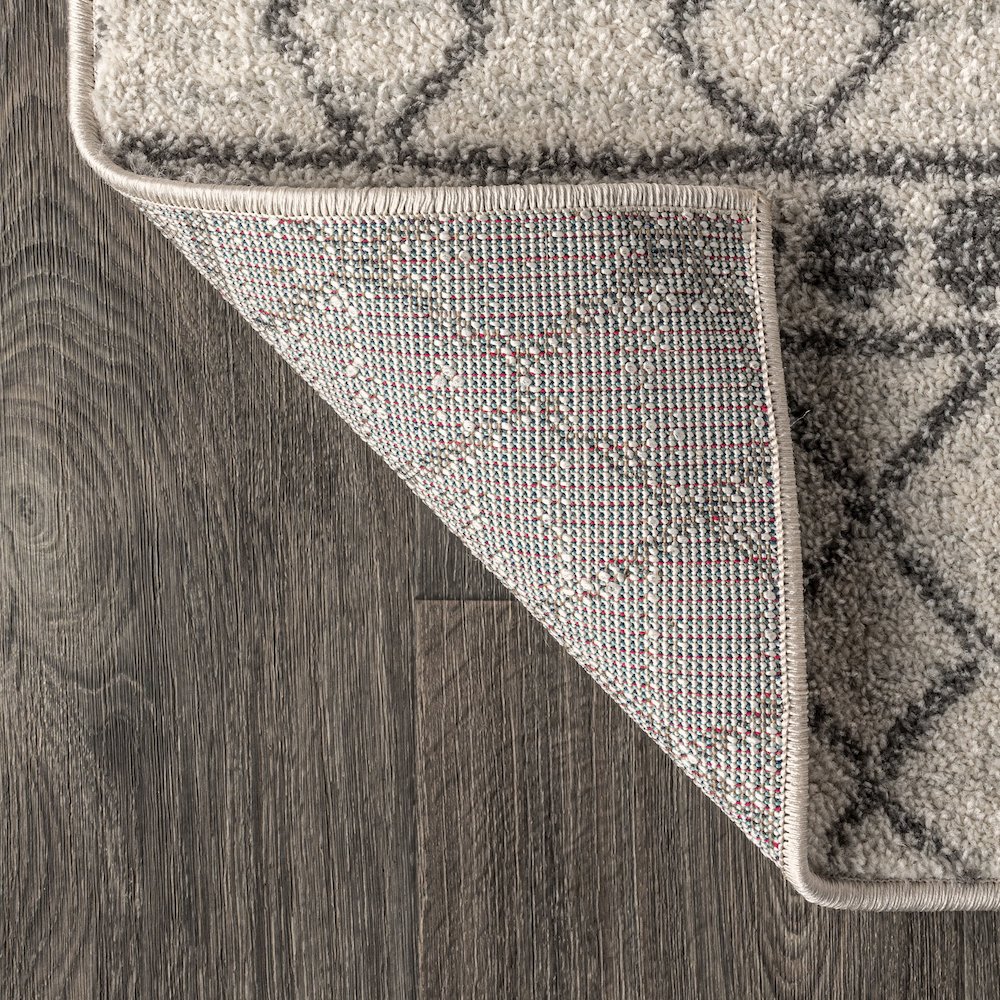 Izil Moroccan Beni Souk Area Rug. Picture 6