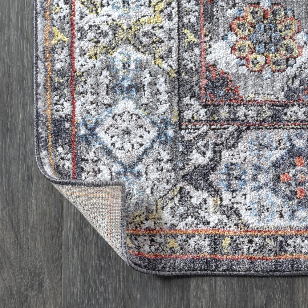 Kesan Vintage Medallion Area Rug. Picture 4
