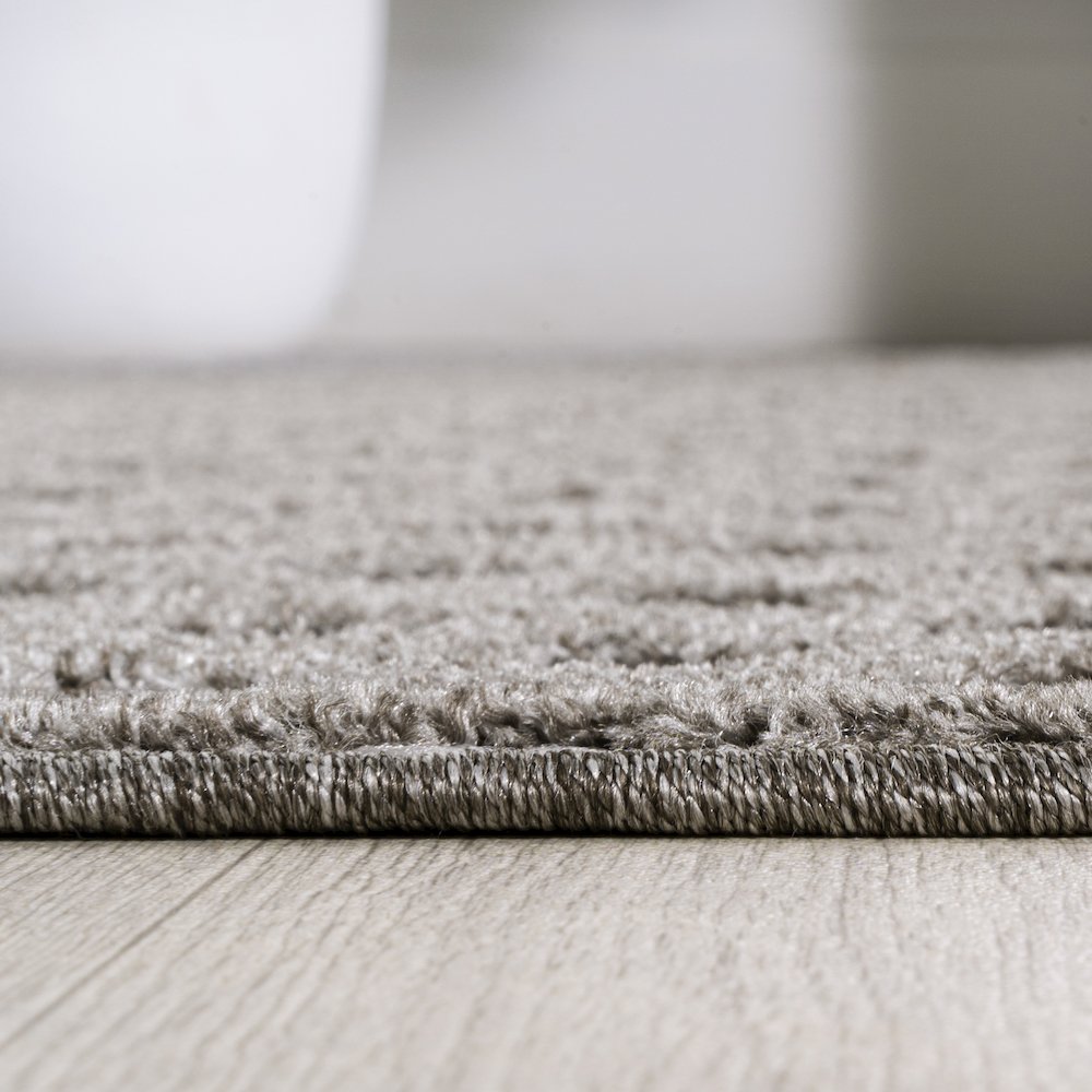 Rabat High-Low Pile Mini Diamond Trellis Area Rug. Picture 15