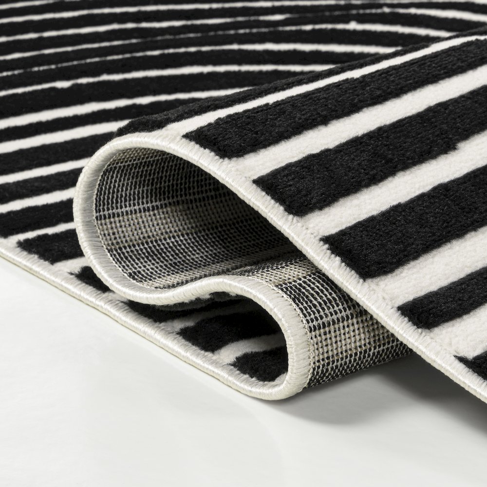 Hallie High-Low Minimalist Curve Geometric Black/White 8 ft. x 10 ft. Area Rug. Picture 5