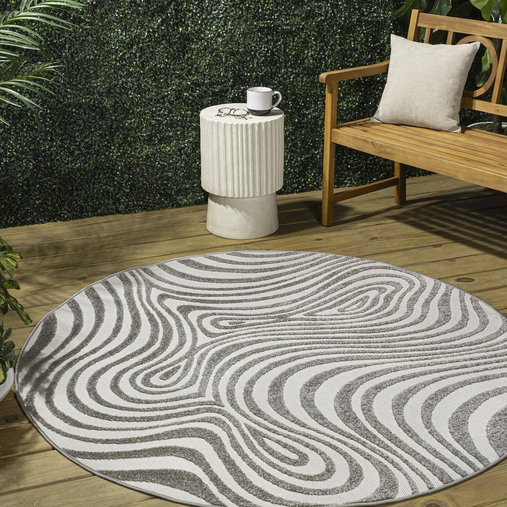 Maribo High-Low Abstract Groovy Striped  Indoor/Outdoor  Rug. Picture 1