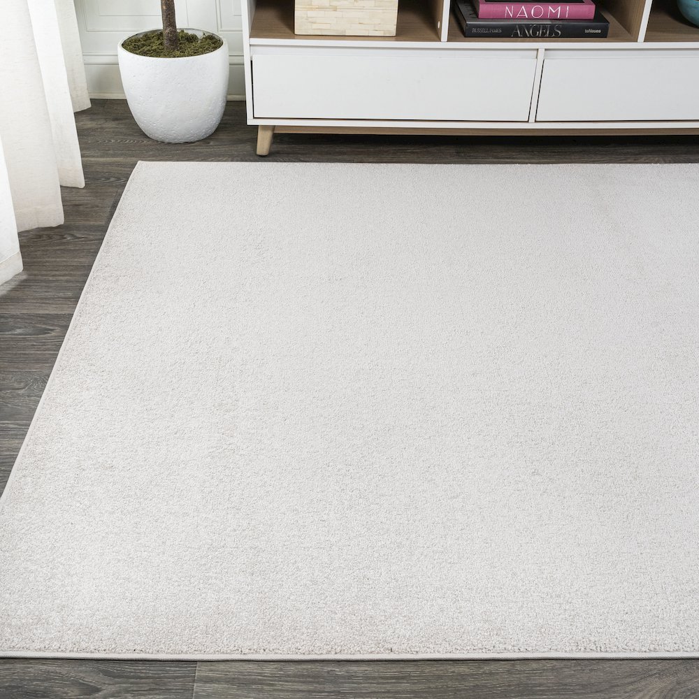 Haze Solid Low Pile Area Rug Ivory. Picture 3