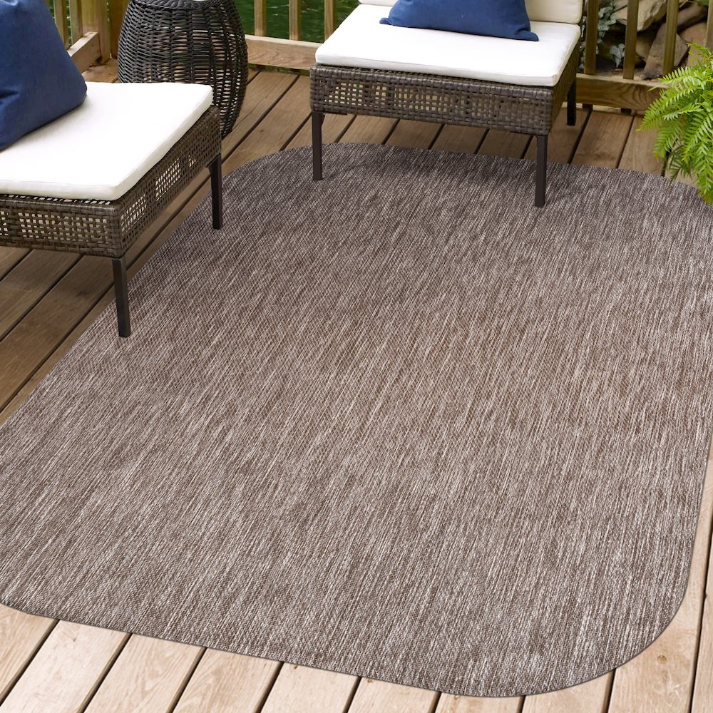 Miles Modern Minimalist Radius Corner SolidIndoor/Outdoor Shaped  Rug. Picture 1