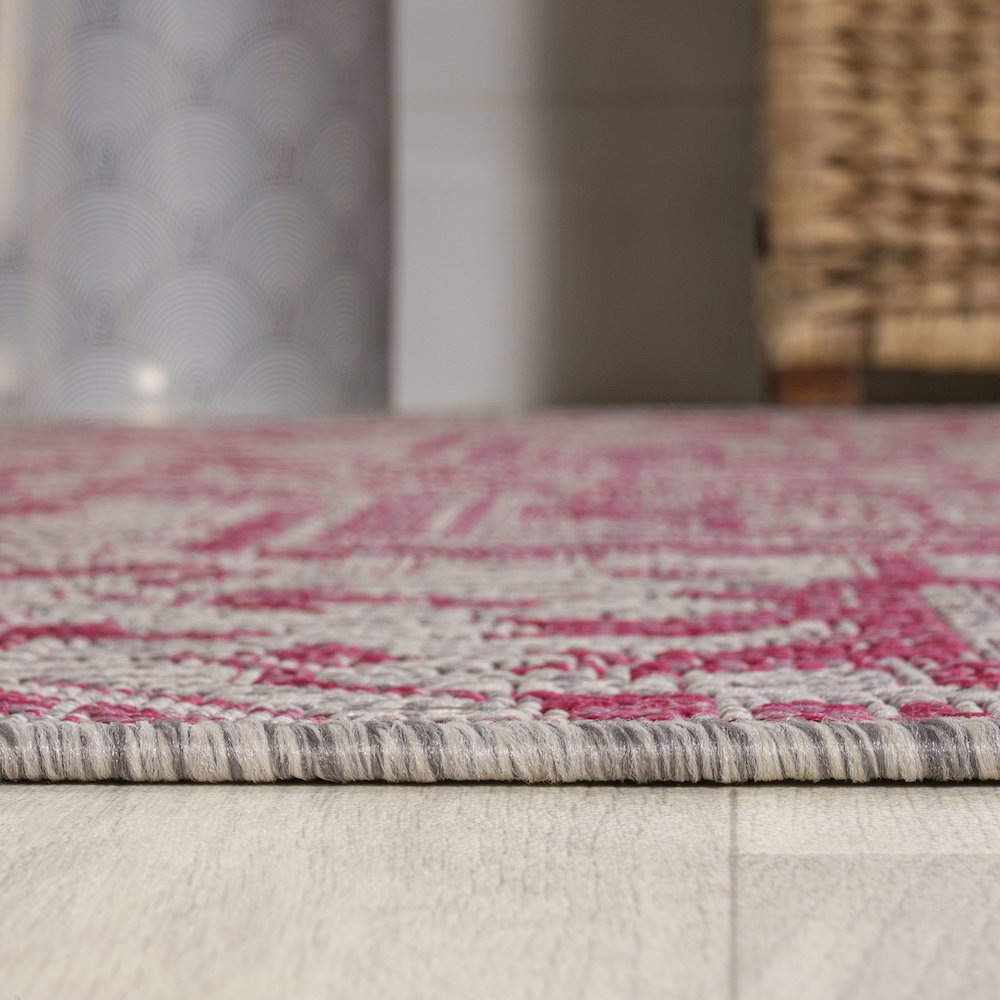 Estrella Bohemian Medallion Textured Weave Indoor/Outdoor Area Rug. Picture 17