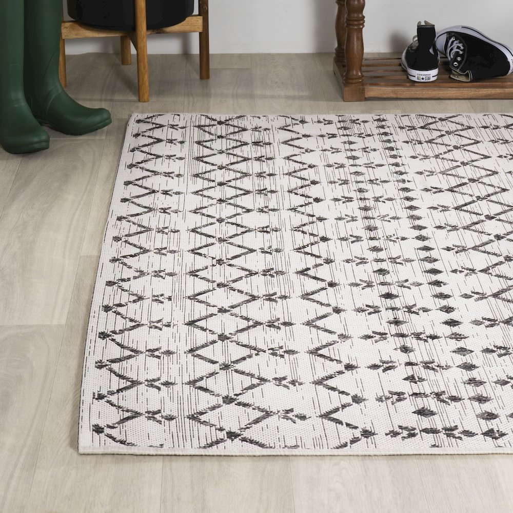 Ourika Moroccan Geometric Textured Weave Indoor/Outdoor Area Rug. Picture 3