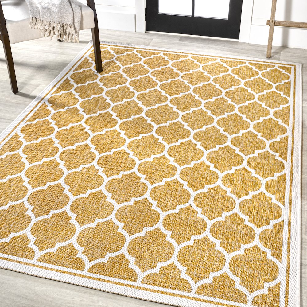 Trebol Moroccan Trellis Textured Weave Indoor/Outdoor Area Rug. Picture 2