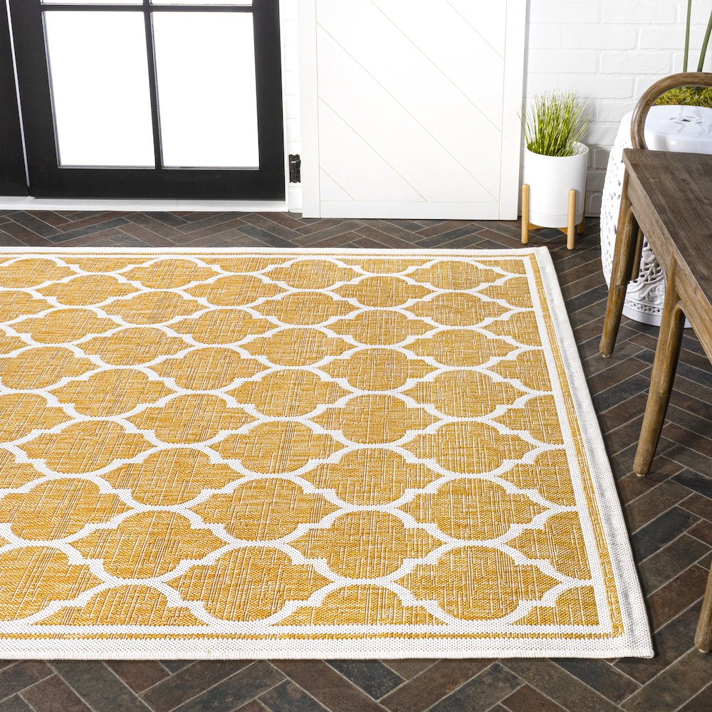 Trebol Moroccan Trellis Textured Weave Indoor/Outdoor Area Rug. Picture 7