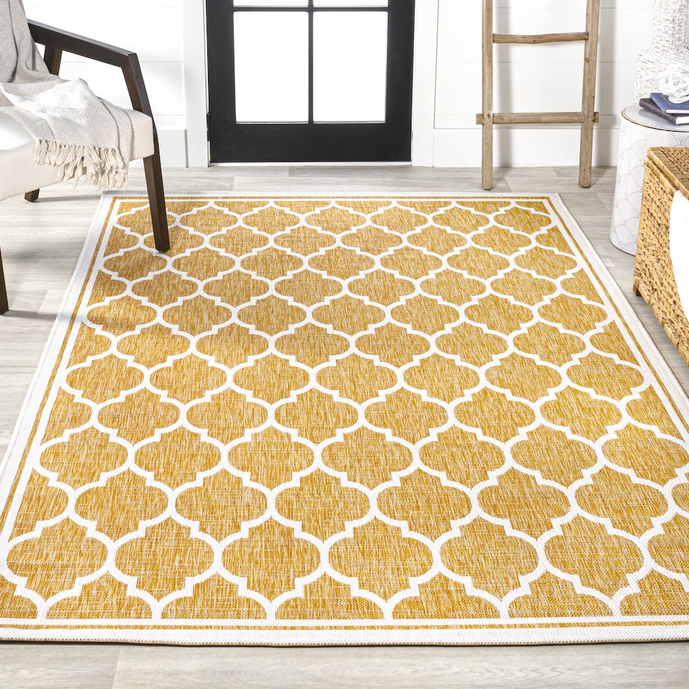Trebol Moroccan Trellis Textured Weave Indoor/Outdoor Area Rug. Picture 4