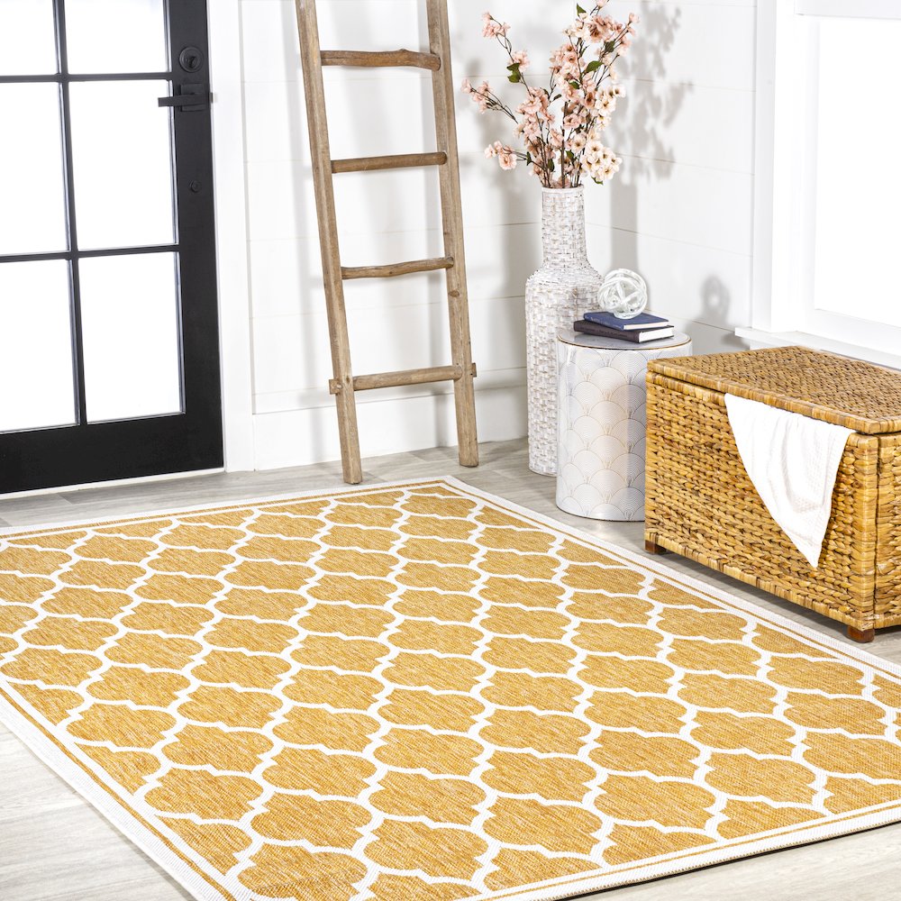 Trebol Moroccan Trellis Textured Weave Indoor/Outdoor Area Rug. Picture 5