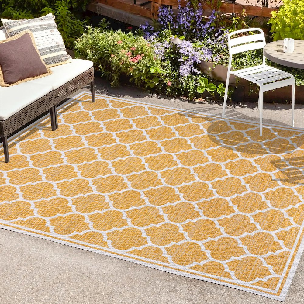 Trebol Moroccan Trellis Textured Weave Indoor/Outdoor Area Rug. Picture 6