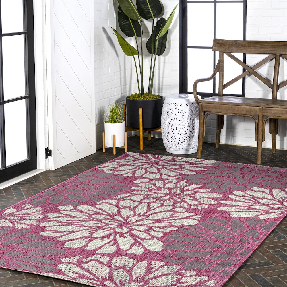 Zinnia Modern Floral Textured Weave Indoor/Outdoor Area Rug. Picture 9