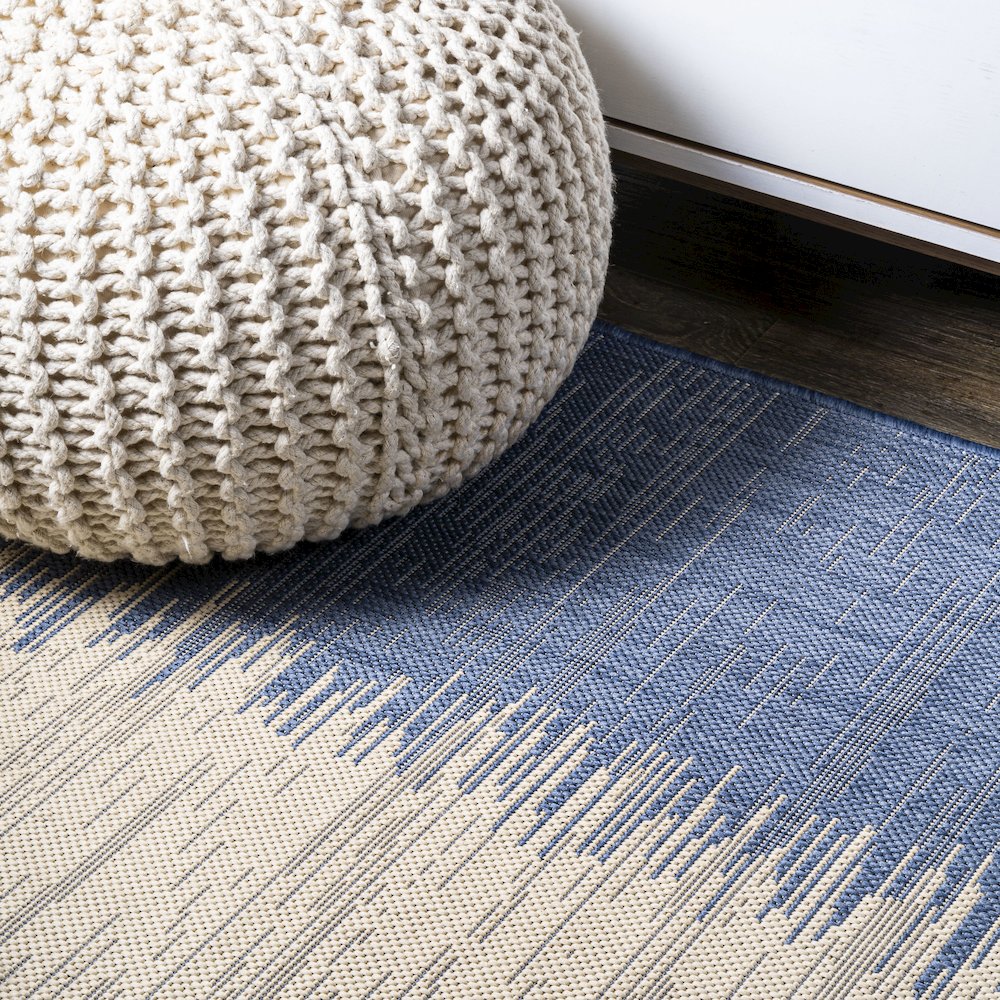 Tavira Modern Strie Indoor/Outdoor Area Rug. Picture 9