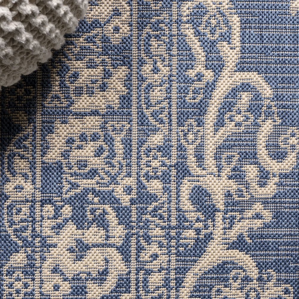 Galon Filigree Indoor/Outdoor Area Rug. Picture 10