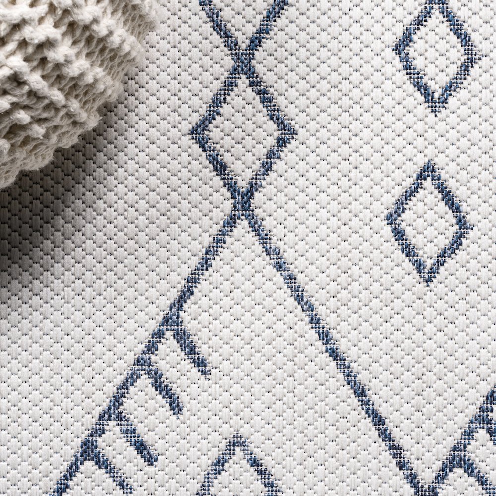 Boho Moroccan Indoor/Outdoor Area Rug. Picture 10