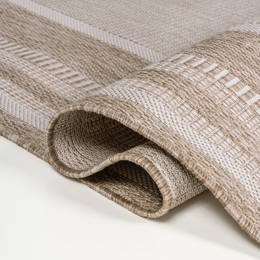 Beckett Classic Casual Border Stripe Indoor/Outdoor Area Rug. Picture 4