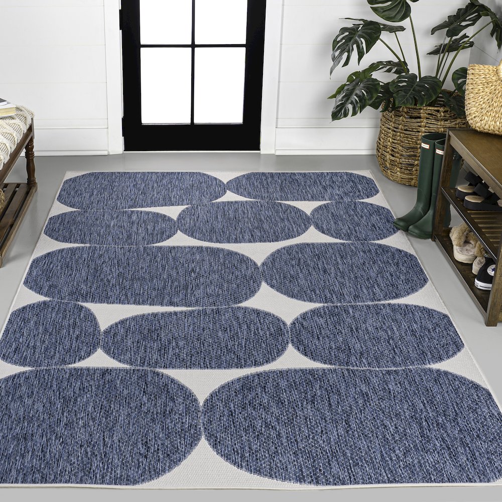 Geometric Organic Shapes Navy/Cream 8 ft. x 10 ft. Indoor/Outdoor Area Rug. Picture 2