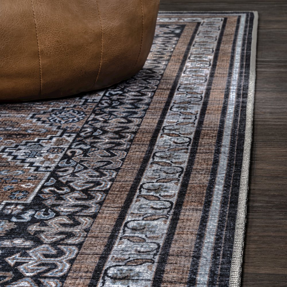 Dalyan Geometric Medallions Machine-Washable Area Rug. Picture 5