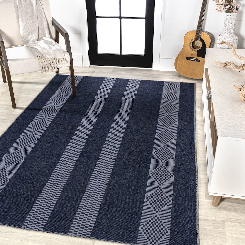 Nautisk Trellis Stripe Machine Washable Area Rug. Picture 2