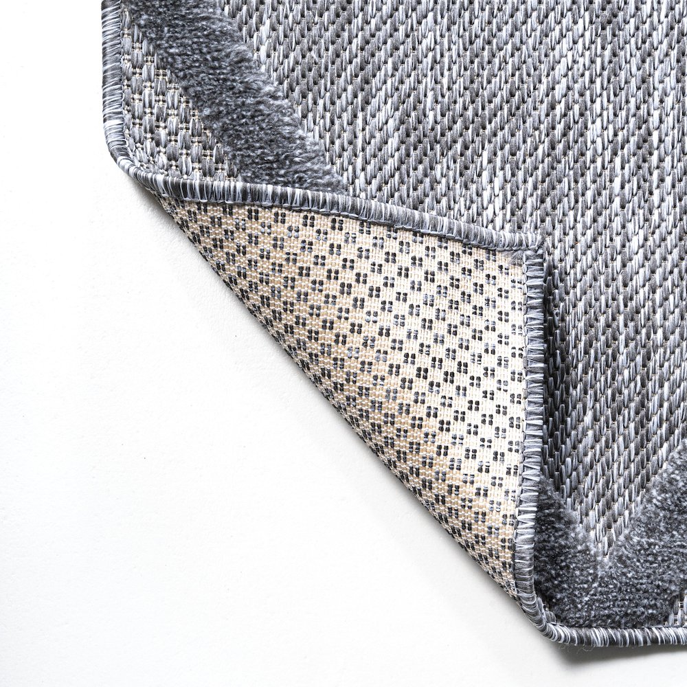 Salines Diamond Trellis Indoor/Outdoor Area Rug. Picture 3