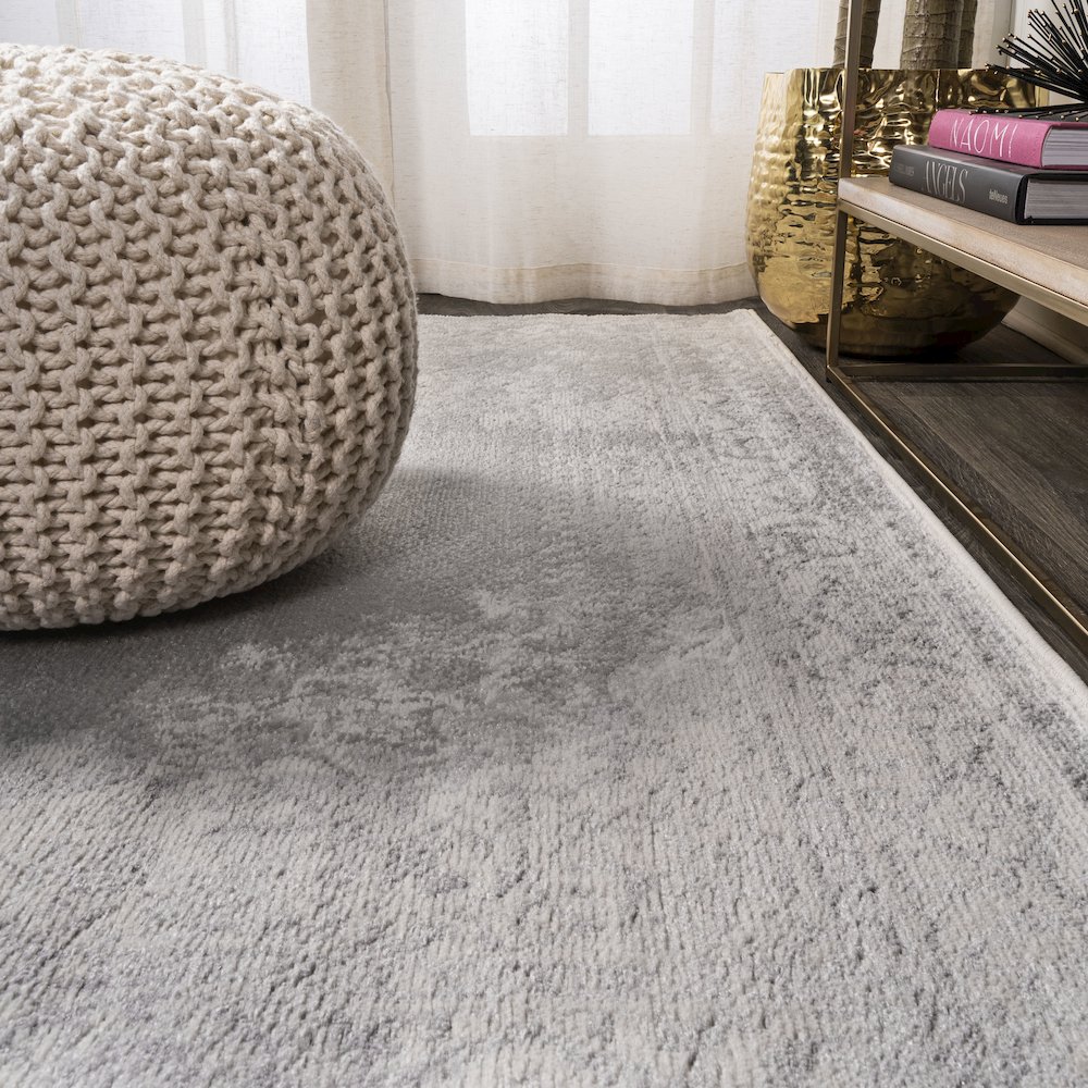 Kelly Rosalia Cottage Medallion Area Rug. Picture 9
