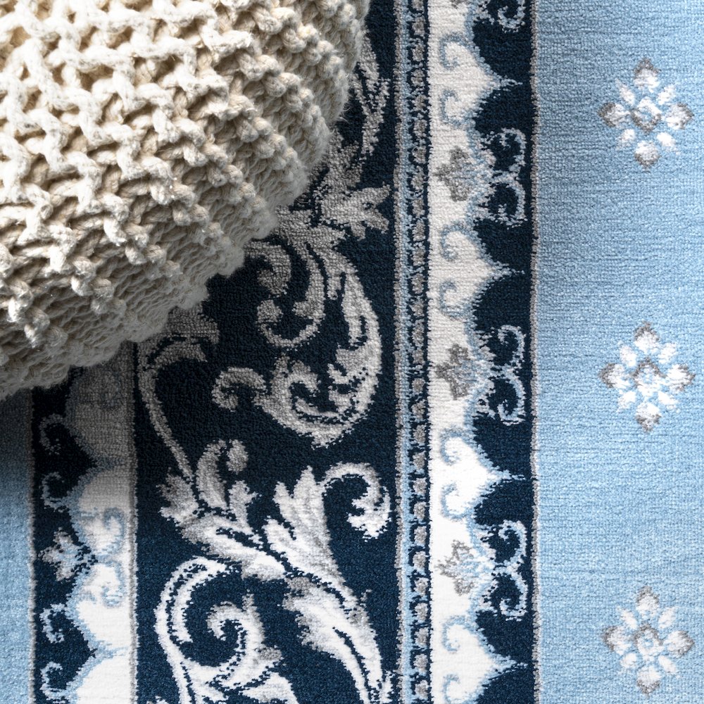 Acanthus French Border Area Rug. Picture 6
