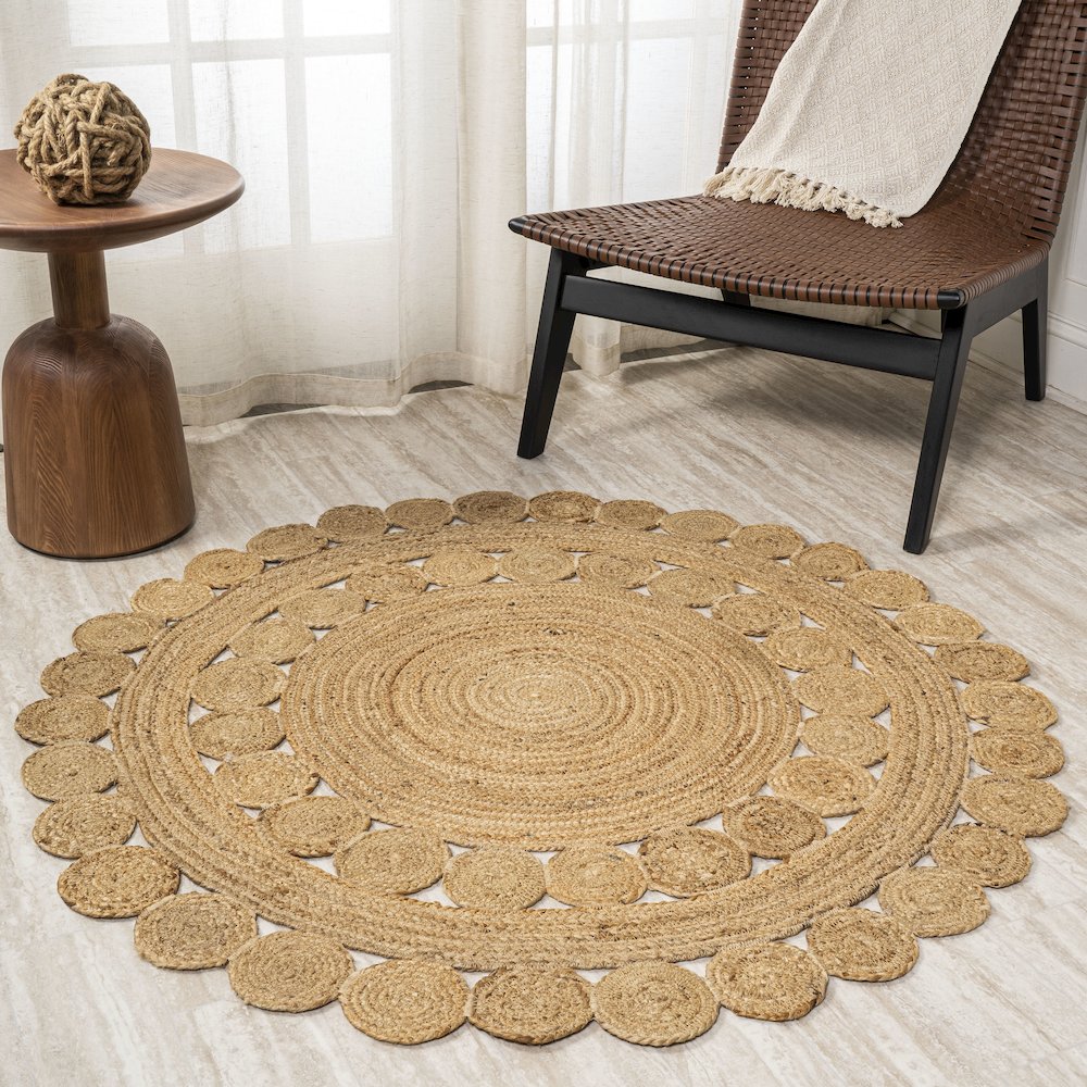 Bodhi Round Area Rug. Picture 3