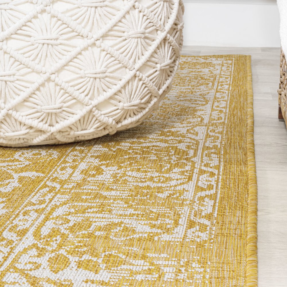 Tela Bohemian Textured Weave Floral Indoor/Outdoor Area Rug. Picture 5