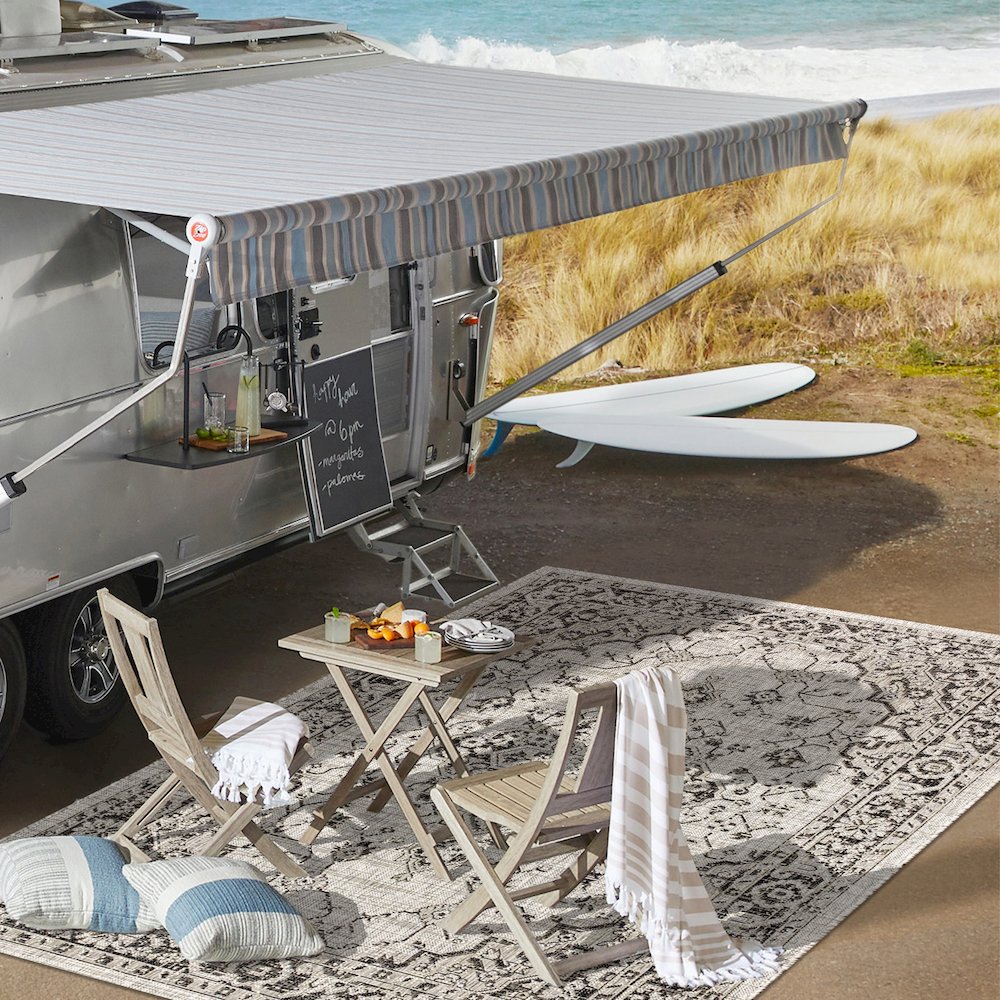 Rozetta Boho Medallion Textured Weave Indoor/Outdoor Area Rug. Picture 7