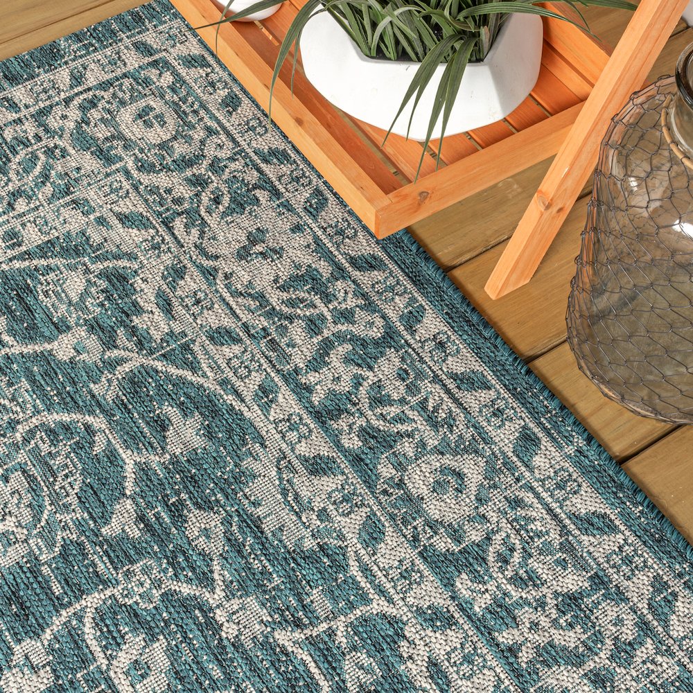 Palazzo Vine And Border Textured Weave Indoor/Outdoor Area Rug. Picture 5