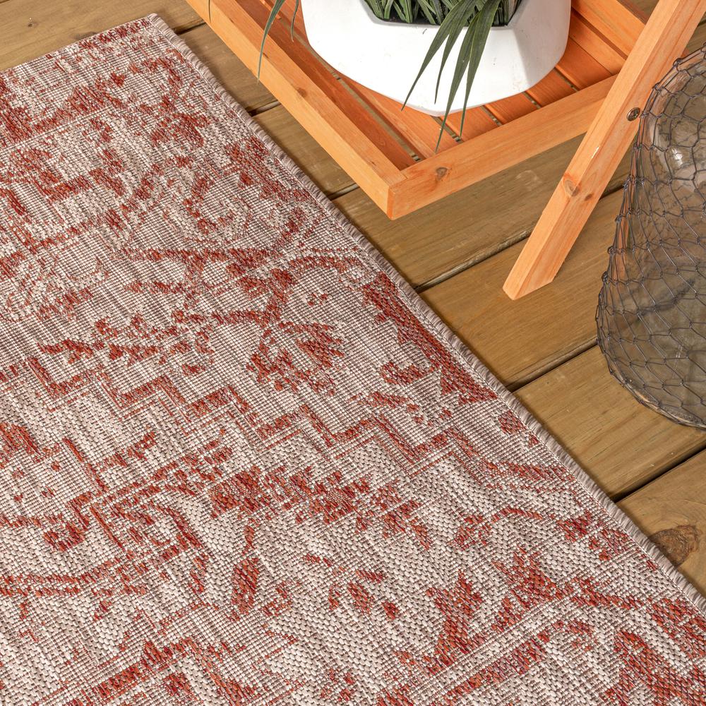 Estrella Bohemian Medallion Textured Weave Indoor/Outdoor Area Rug. Picture 6