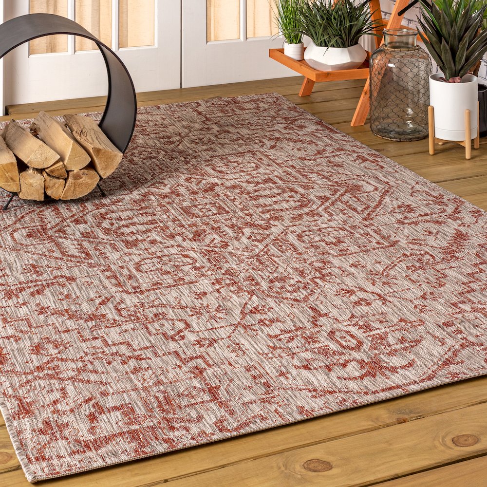 Estrella Bohemian Medallion TetuWeave Red/TaupeIndoor/Outdoor  Rug. Picture 1