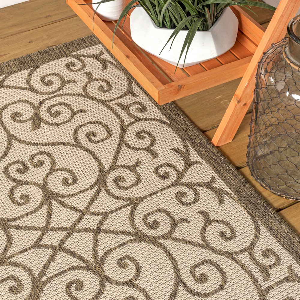 Madrid Vintage Filigree Textured Weave Indoor/Outdoor Round Rug. Picture 5