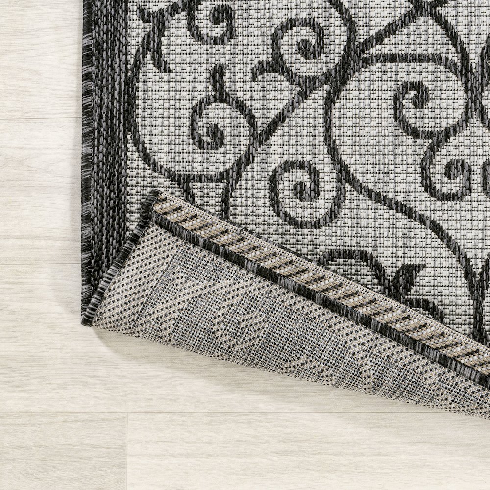 Madrid Vintage Filigree Textured Weave Indoor/Outdoor Round Rug. Picture 3
