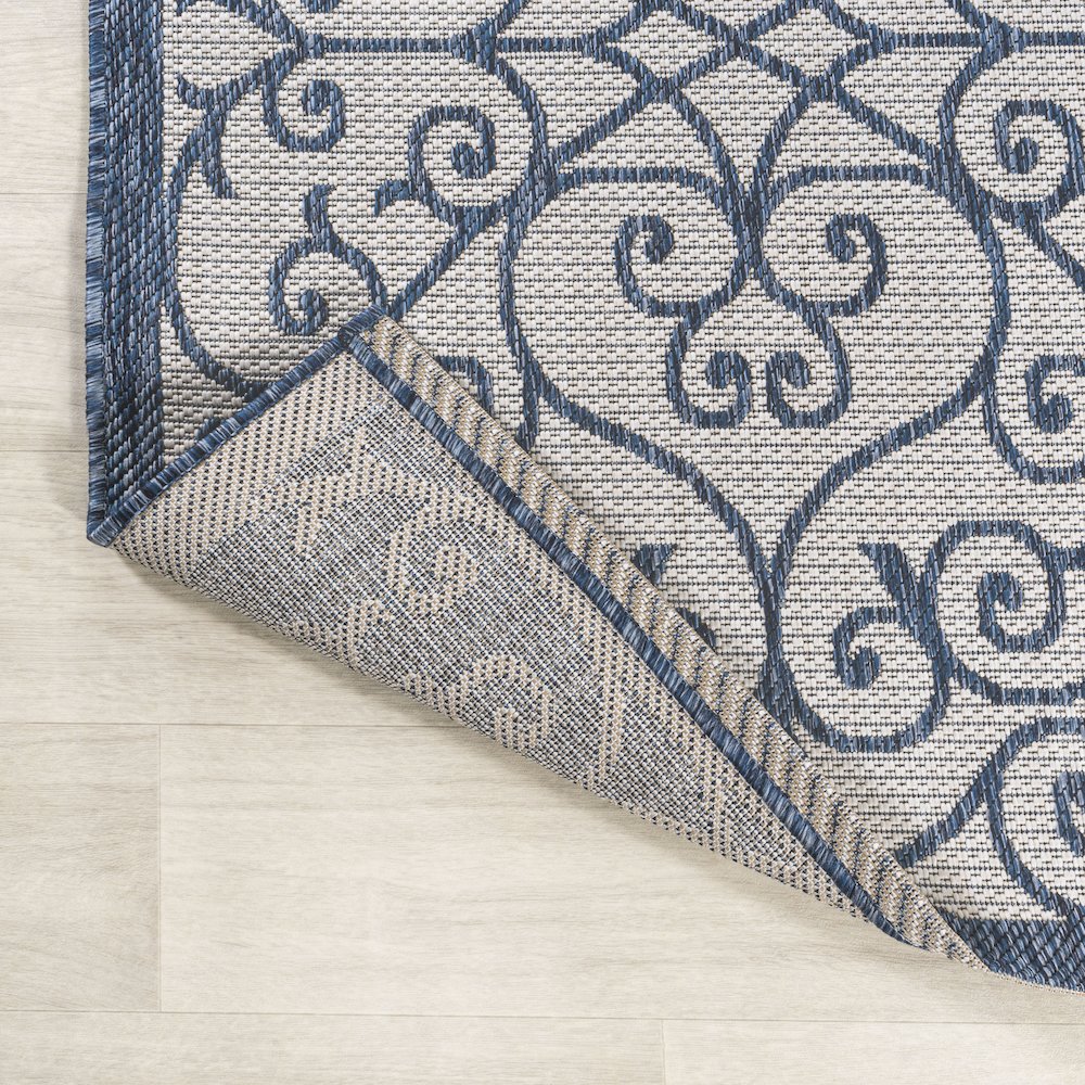 Madrid Vintage Filigree Textured Weave Indoor/Outdoor Round Rug. Picture 3
