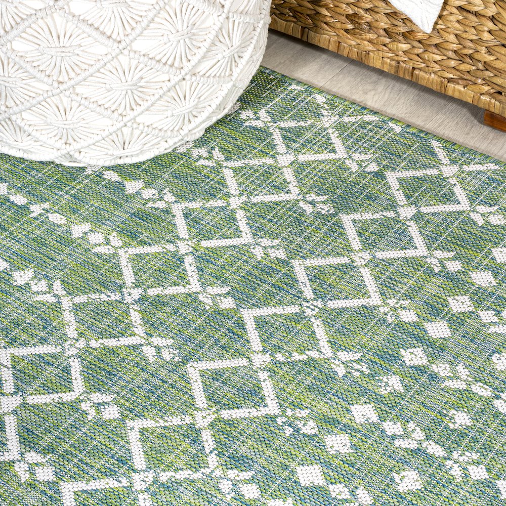 Ourika Moroccan Geometric Textured Weave Indoor/Outdoor Round Rug. Picture 4