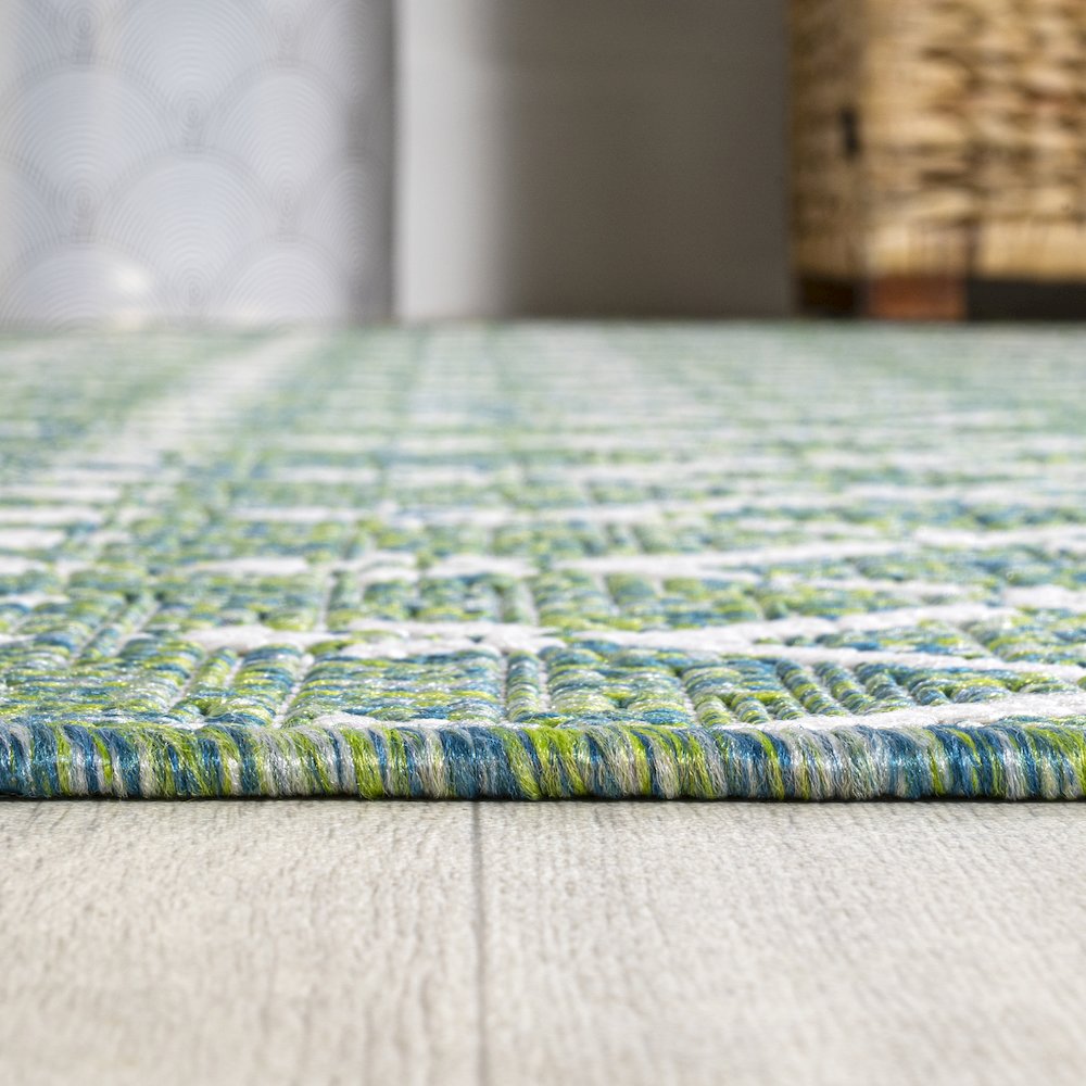 Ourika Moroccan Geometric Textured Weave Indoor/Outdoor Round Rug. Picture 9