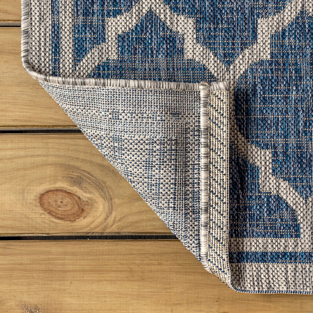 Trebol Moroccan Trellis Textured Weave Indoor/Outdoor Area Rug. Picture 3
