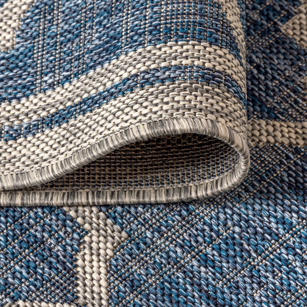 Trebol Moroccan Trellis Textured Weave Indoor/Outdoor Area Rug. Picture 6