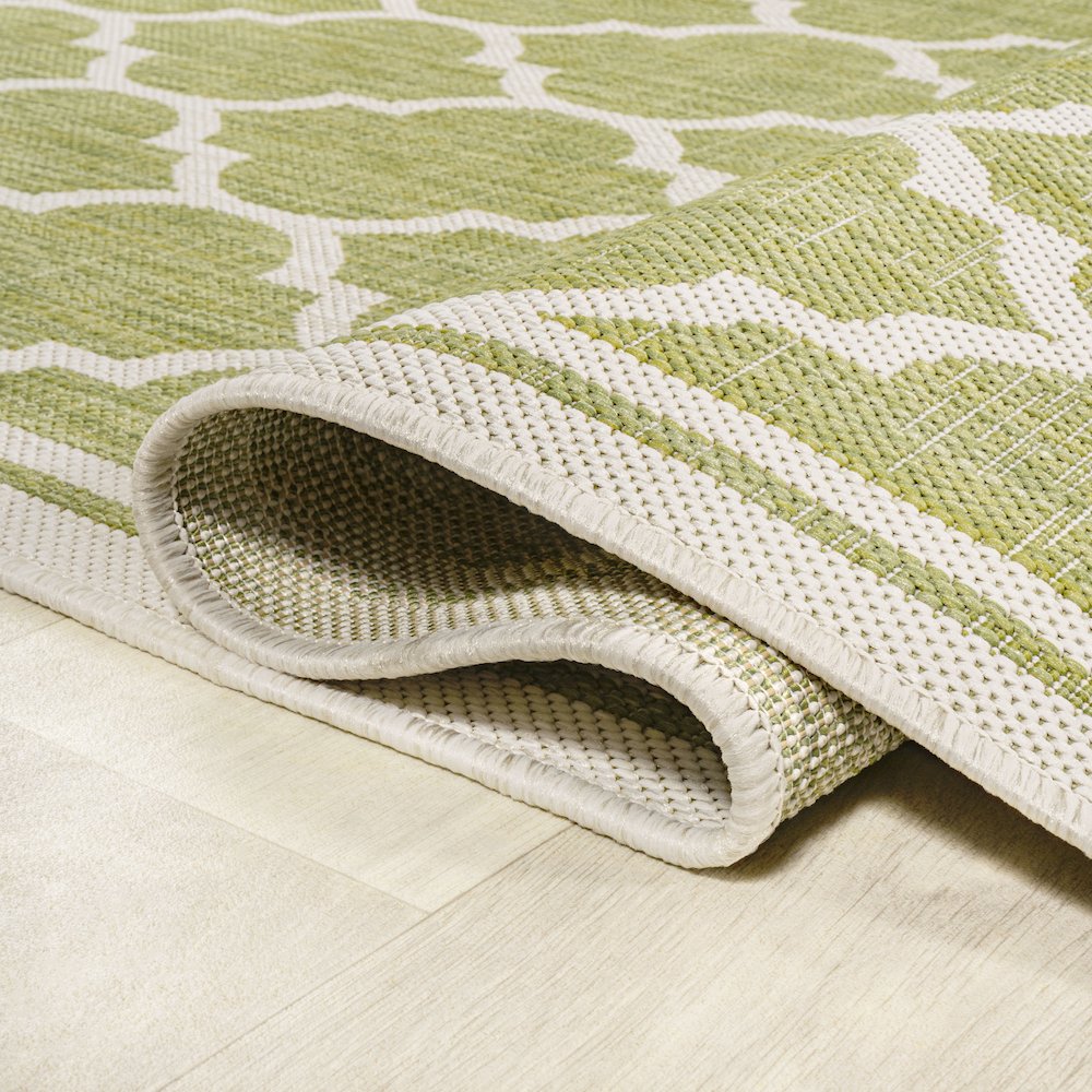 Trebol Moroccan Trellis Textured Weave Indoor/Outdoor Area Rug. Picture 6